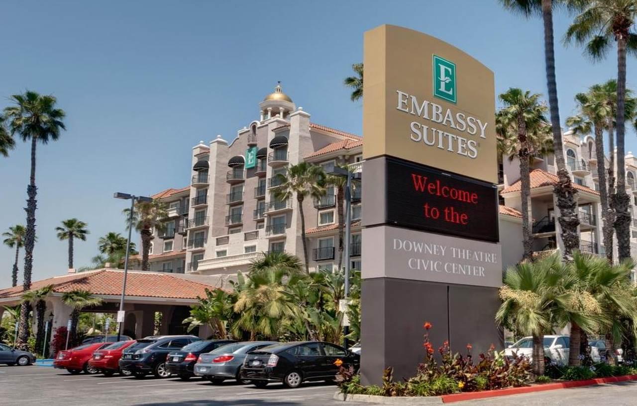 Embassy Suites By Hilton Los Angeles Downey Exterior foto